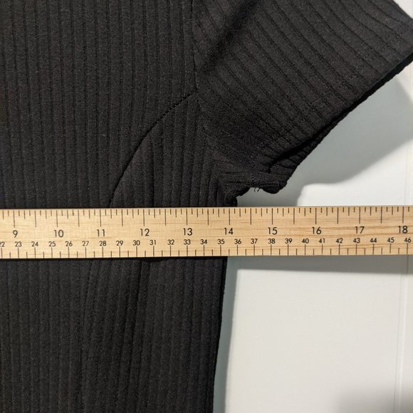 Forever 21 Black Ribbed T-shirt Dress - Picture 6 of 7